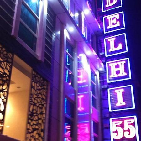 Hotel Delhi 55 -City Center New Delhi Eksteriør billede