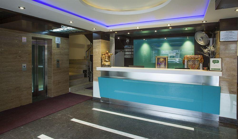 Hotel Delhi 55 -City Center New Delhi Eksteriør billede