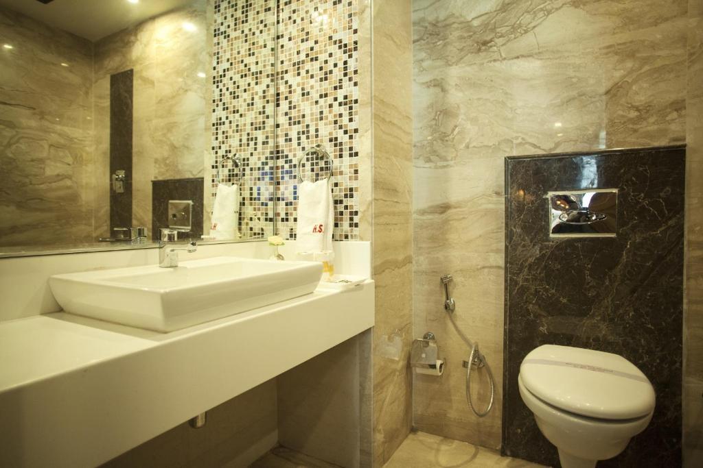 Hotel Delhi 55 -City Center New Delhi Eksteriør billede