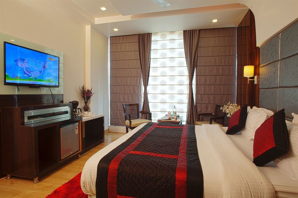 Hotel Delhi 55 -City Center New Delhi Eksteriør billede